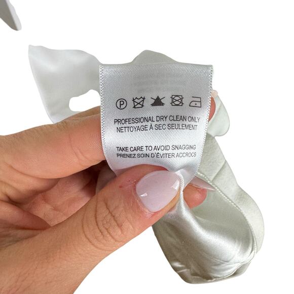 Jenny Yoo Collection The Leia White Open Back Formal Cocktail Sheath Midi Dress - Picture 13 of 13